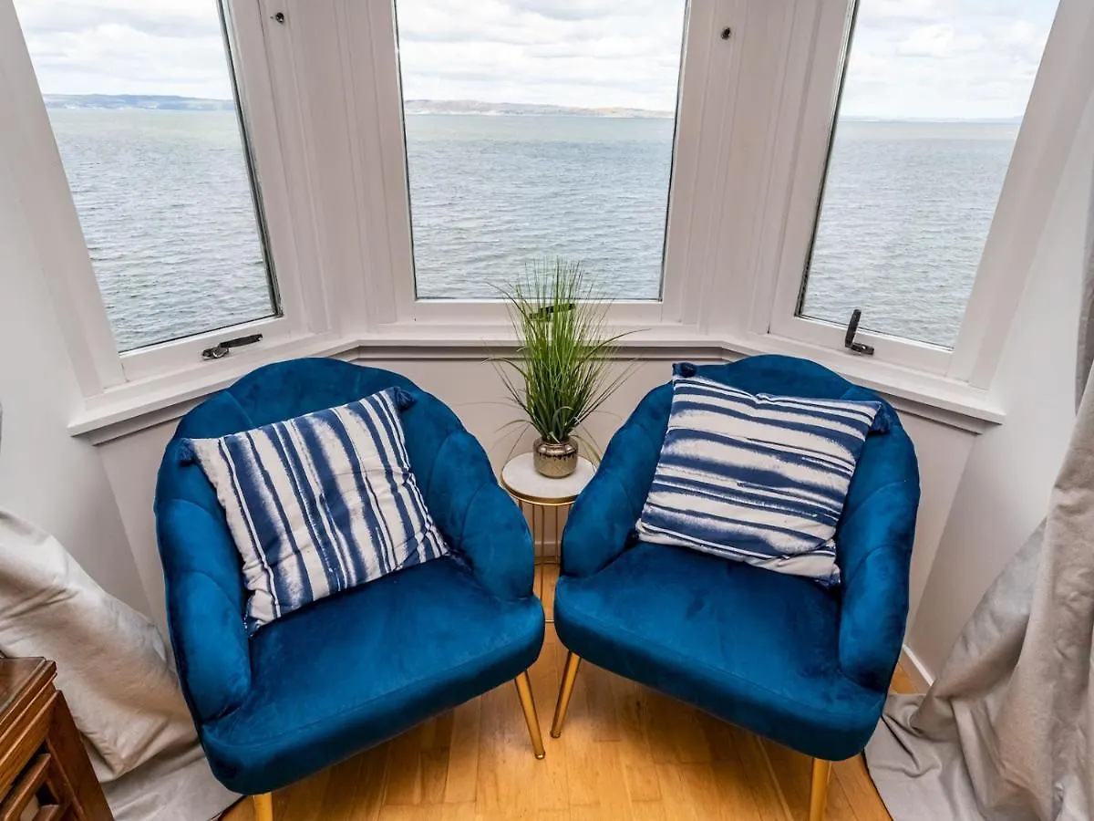 Pass The Keys Stunning Flat With Sea View And Parking Apartment Edinburgh United Kingdom