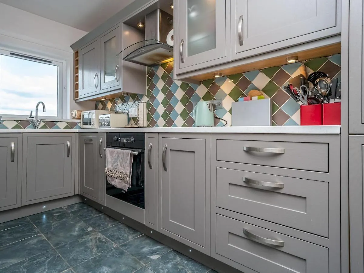 Pass The Keys Stunning Flat With Sea View And Parking Apartment Edinburgh 0*,  United Kingdom