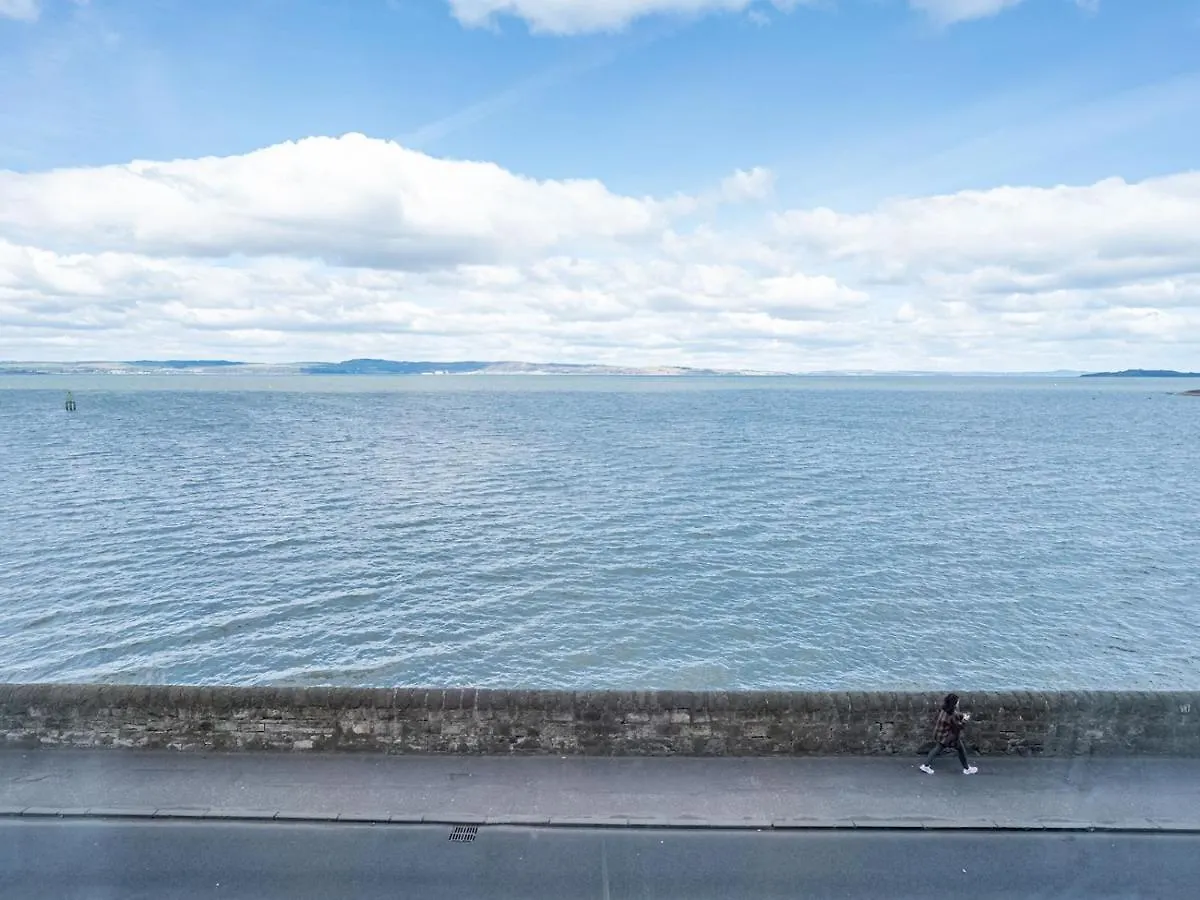Pass The Keys Stunning Flat With Sea View And Parking Apartment Edinburgh 0*,