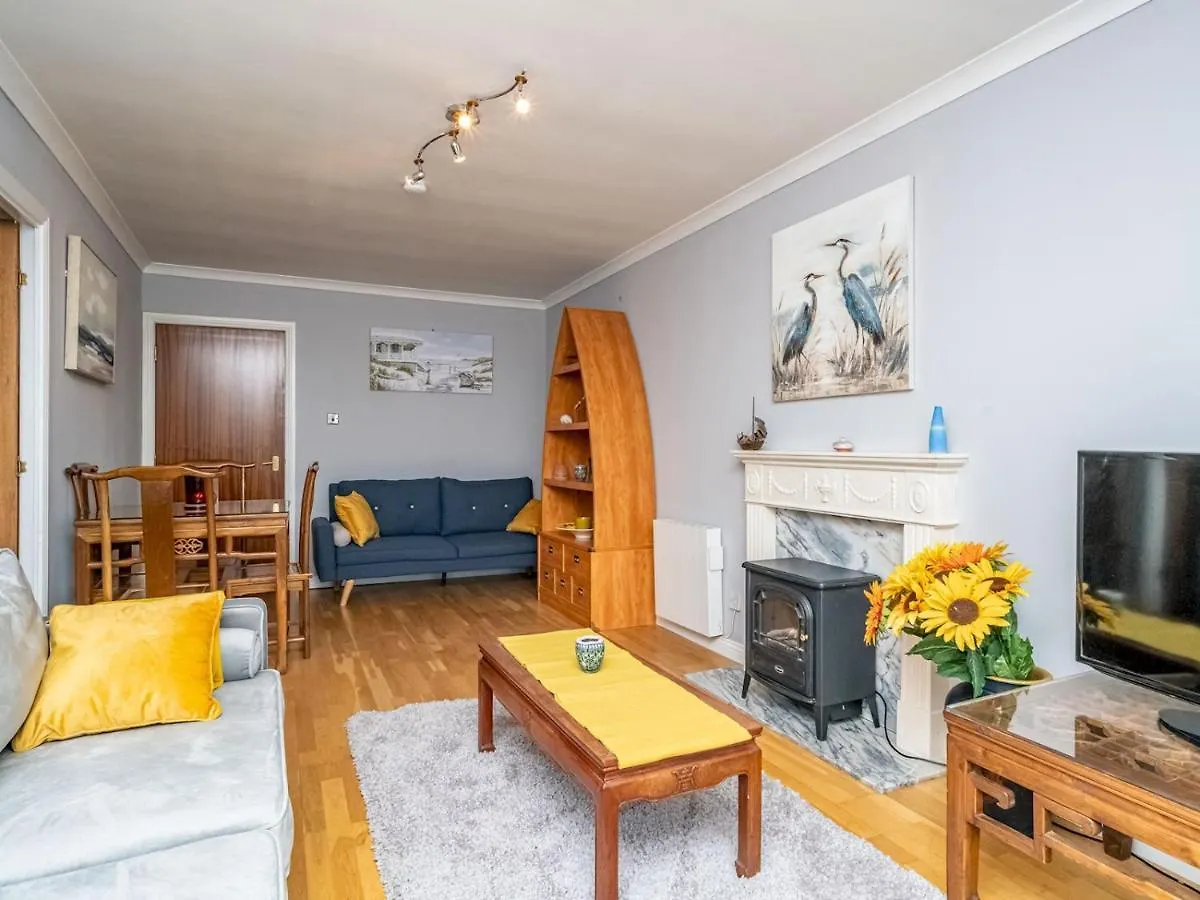 Pass The Keys Stunning Flat With Sea View And Parking Apartment Edinburgh